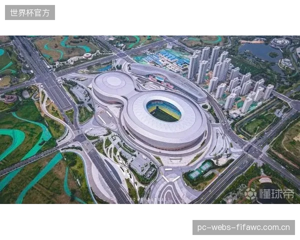 成都凤凰山体育公园实践：遵循ISO3795标准的可动看台液压系统平抑了启动瞬间的冲击力矩